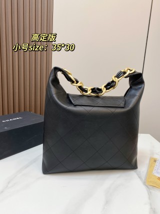 Chanel 25K Hobo Bag Black Quilted view 2