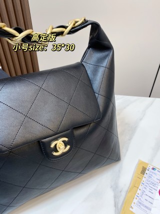 Chanel 25K Hobo Bag Black Quilted view 5