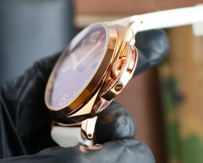 Panerai Luminor Due 42mm Burgundy Automatic Watch view 5