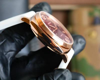 Panerai Luminor Due 42mm Burgundy Automatic Watch view 6