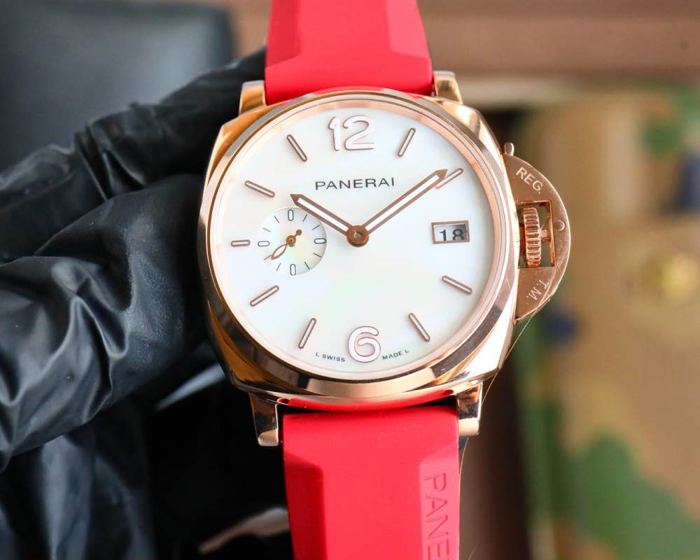 Panerai Luminor Due 42mm Burgundy Automatic Watch view