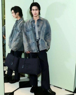 Oversized Denim Jacket Light Blue Wash view 6