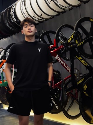 Nike Swoosh Black Short Sleeve T-Shirt view 1