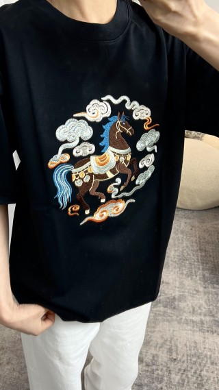 Black Graphic Print Short Sleeve T-Shirt - Asian Art Design view 4
