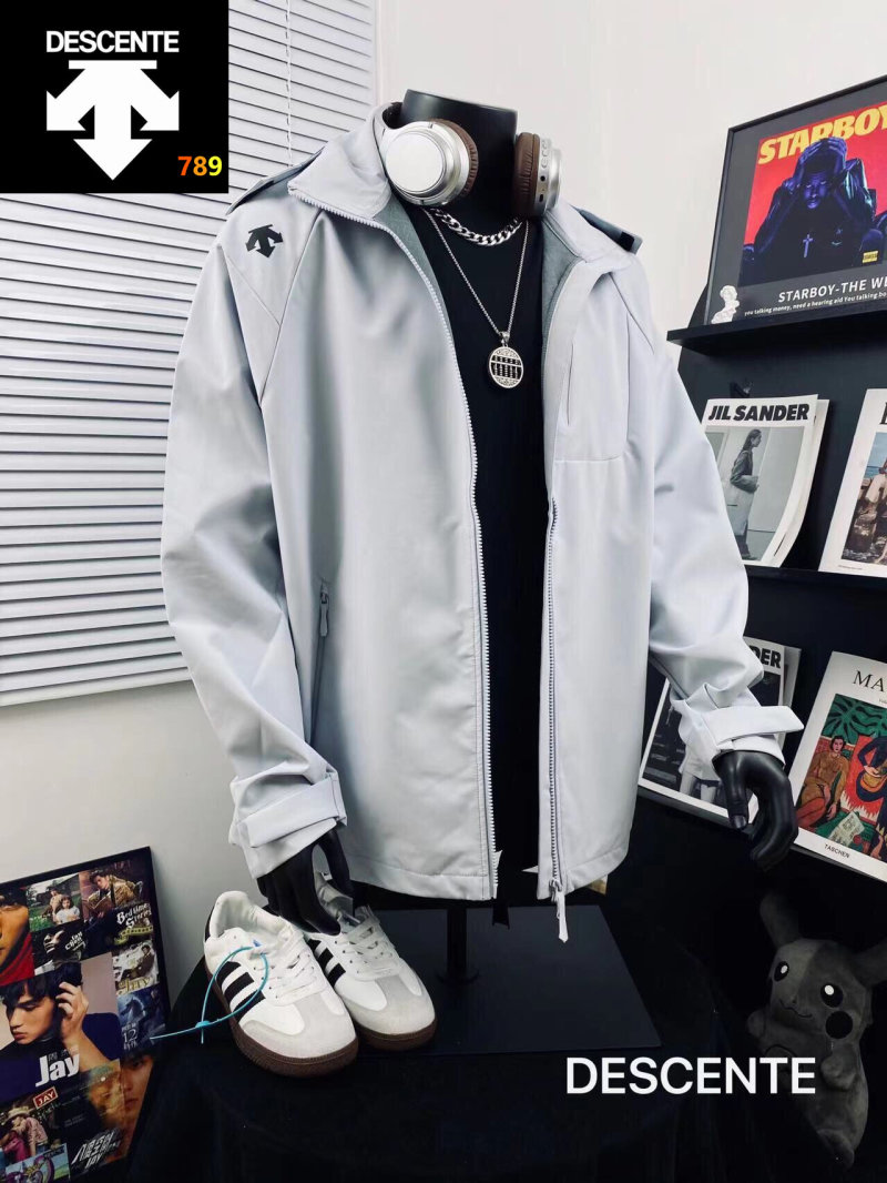 Descente Grey Hooded Windbreaker Training Jacket