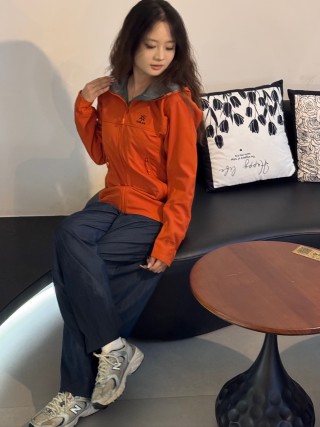 Kailas M8 Oxide Orange Soft Shell Jacket view 4