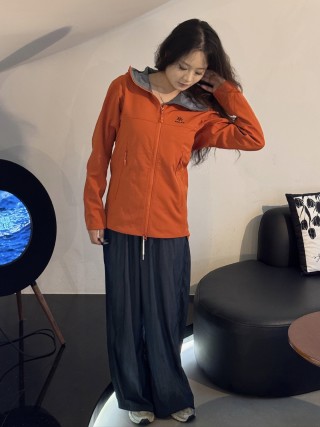 Kailas M8 Oxide Orange Soft Shell Jacket view 7