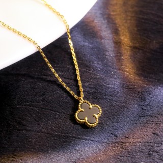 VCA Mini Four Leaf Clover Black Onyx Gold Necklace view 6