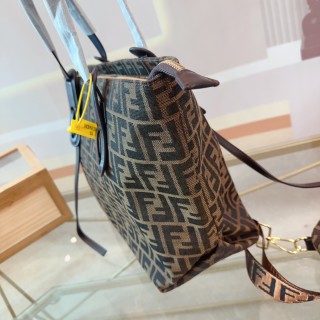 Fendi Brown Monogram Tote Bag 2-Piece Set view 6