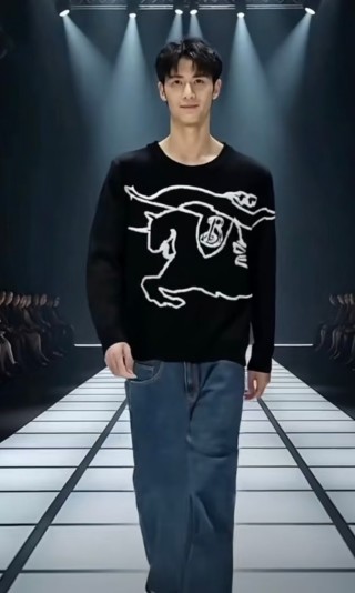 Burberry Black EKD Horse Logo Sweatshirt view 4