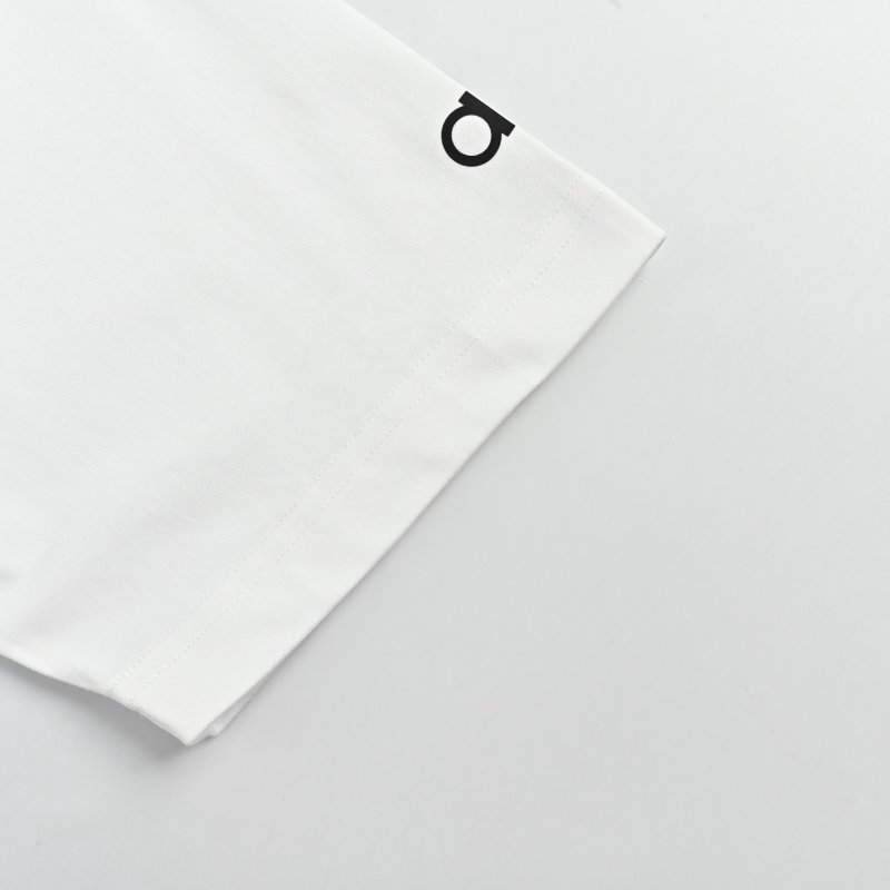 Alo Yoga Logo T-Shirt White view