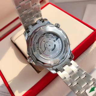Omega Seamaster 300M Diver Black Dial Steel view 8
