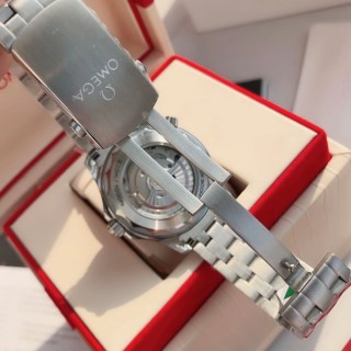 Omega Seamaster 300M Diver Black Dial Steel view 9