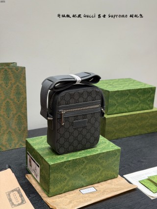 Gucci GG Supreme Camera Crossbody Bag Black view 1
