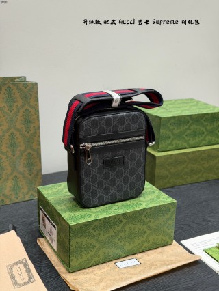 Gucci GG Supreme Camera Crossbody Bag Black view 3