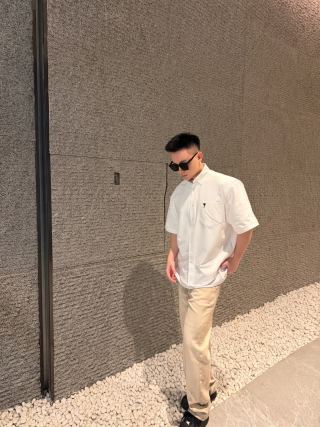 White Short-Sleeve Button-Up Shirt with Chest Pocket view 4