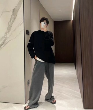 Balenciaga Black Logo Crewneck Sweater view 9
