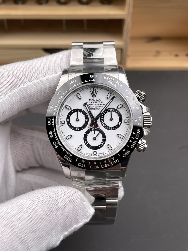 Rolex Daytona 40mm Chronograph White Dial Steel