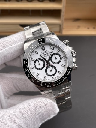 Rolex Daytona 40mm Chronograph White Dial Steel view 2
