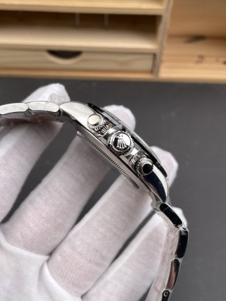 Rolex Daytona 40mm Chronograph White Dial Steel view 4