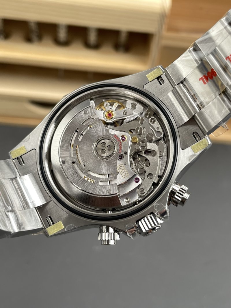 Rolex Daytona 40mm Chronograph White Dial Steel view