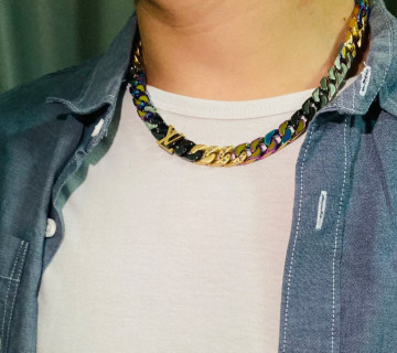 Louis Vuitton LV Chain Links Colorful Letter Cuban Necklace Gold view 6