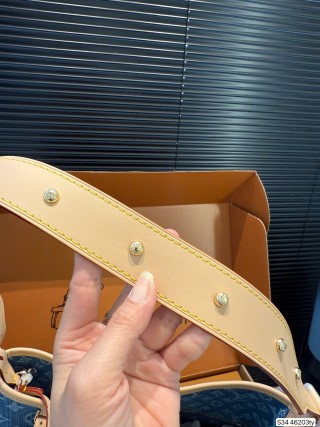 Louis Vuitton Monogram Denim Carryall Tote - Blue/Orange view 8