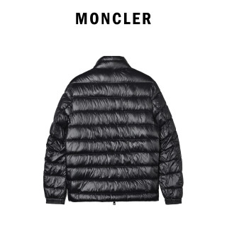 Moncler 25FW Chest Diagonal Zip Down Jacket Black view 2
