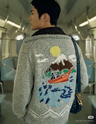Louis Vuitton Grey Knit Zip Cardigan with LV Logo view 9