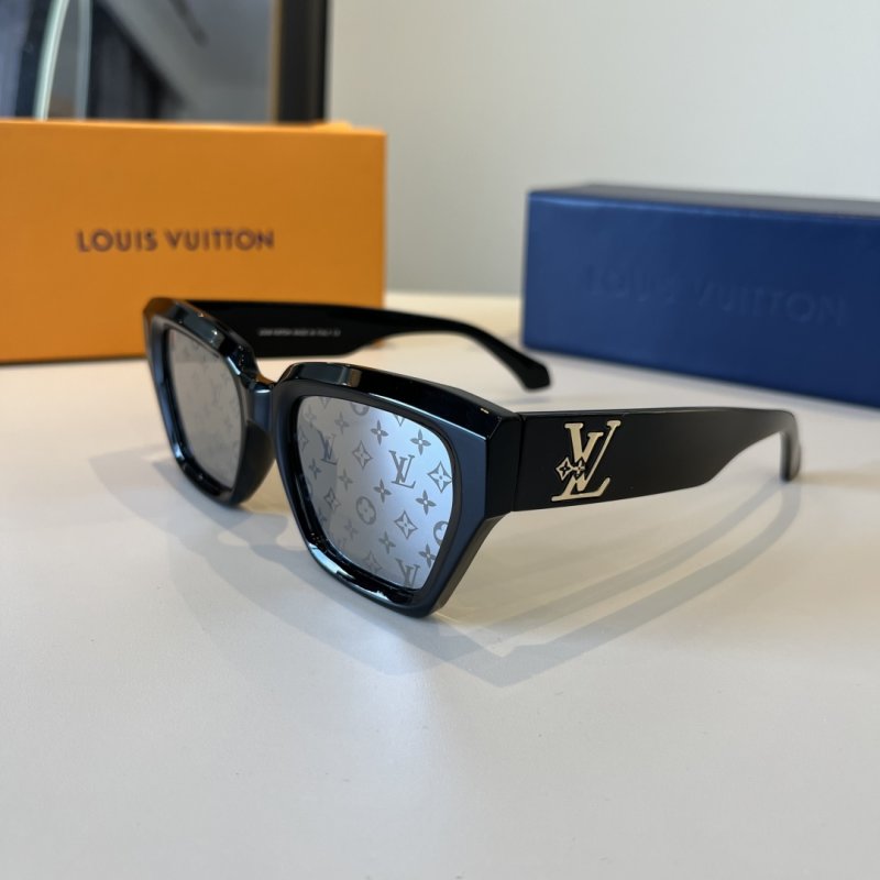 Louis Vuitton Monogram Black Square Sunglasses view