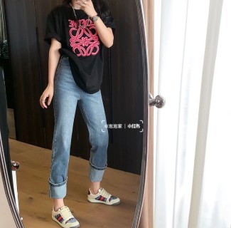 Loewe Neon Pink Anagram Logo Black T-Shirt view 5