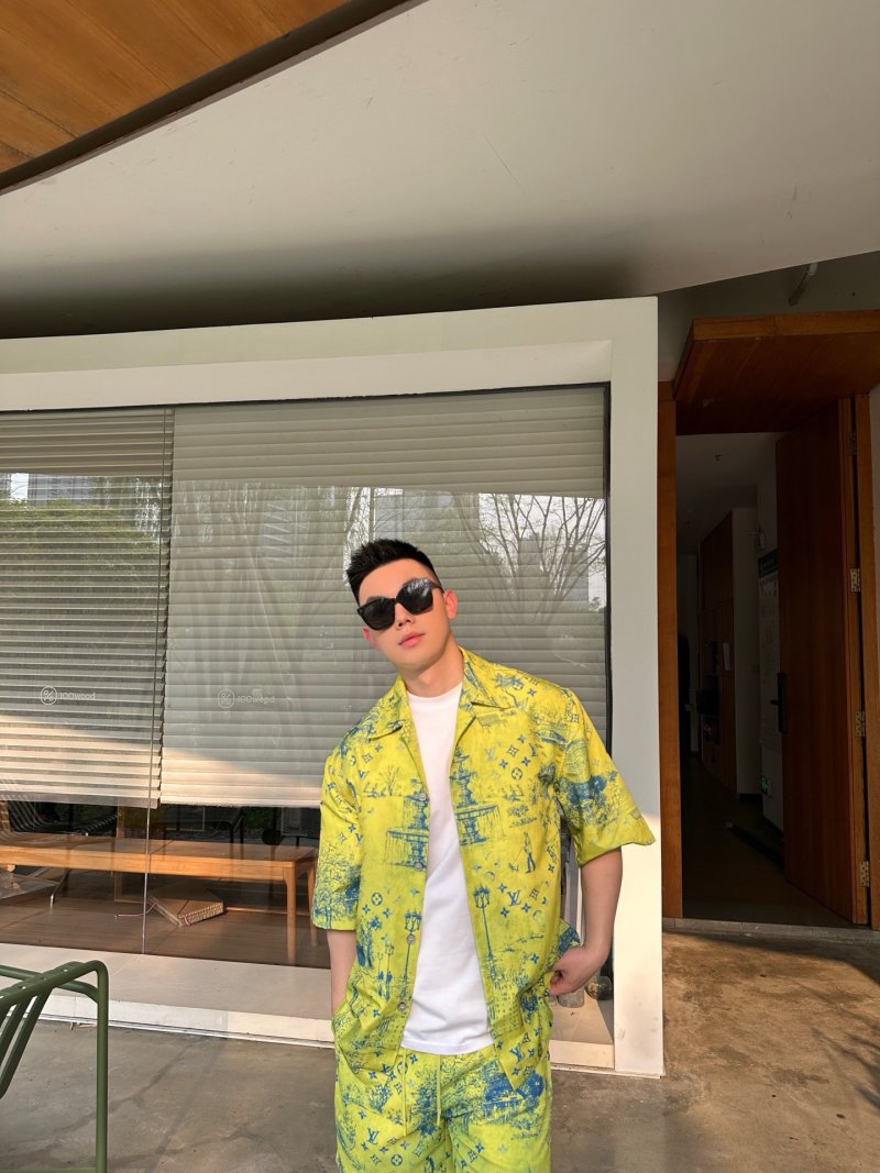 Louis Vuitton Monogram Print Yellow Short Sleeve Shirt