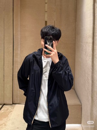 Burberry Vintage Check Hooded Windbreaker Jacket Black view 3