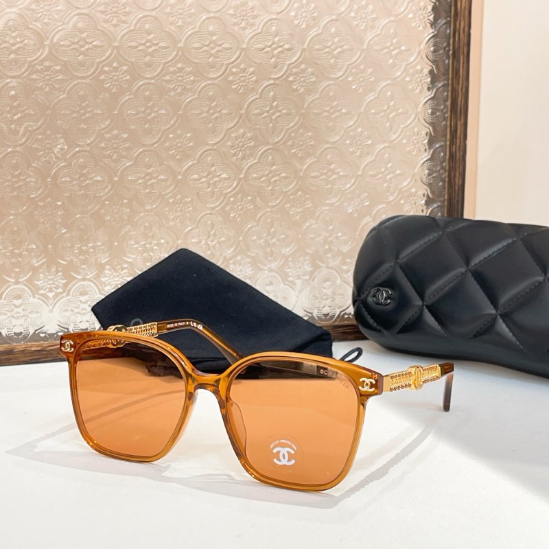 Chanel Model 5559 Black Square Sunglasses view