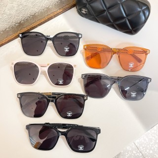 Chanel Model 5559 Black Square Sunglasses view 9