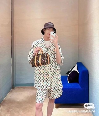 Louis Vuitton Monogram Multicolor Short Sleeve Shirt Cream view 2