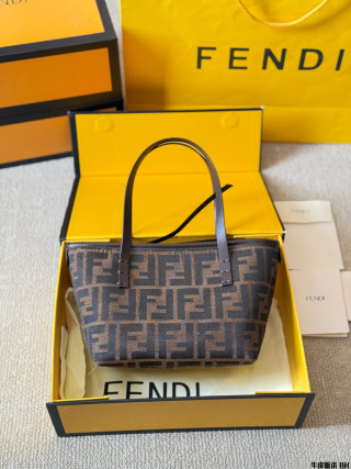 Fendi Vintage Monster Eye Tote Bag Yellow view 4
