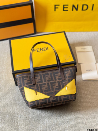 Fendi Vintage Monster Eye Tote Bag Yellow view 5
