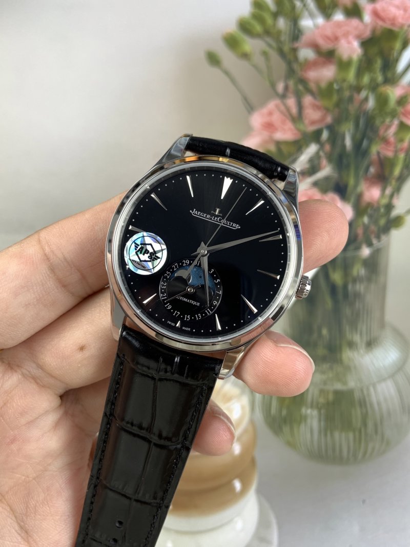 Jaeger-LeCoultre Master Ultra Thin Moon Black Dial Watch view