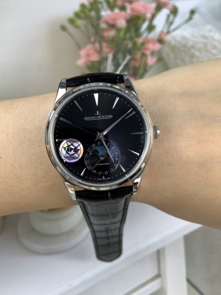 Jaeger-LeCoultre Master Ultra Thin Moon Black Dial Watch view 9