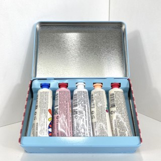 L'Occitane Berry Love 5-Piece Hand Cream Set in Tin Box view 4