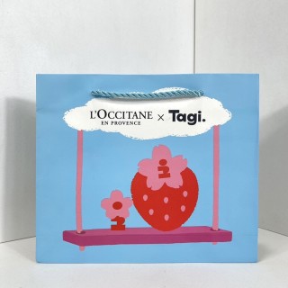 L'Occitane Berry Love 5-Piece Hand Cream Set in Tin Box view 6