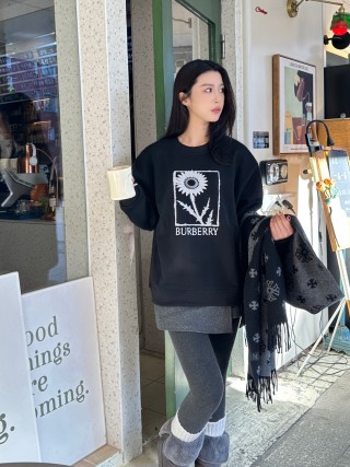 Burberry Sunflower Graphic Black Hoodie view 2