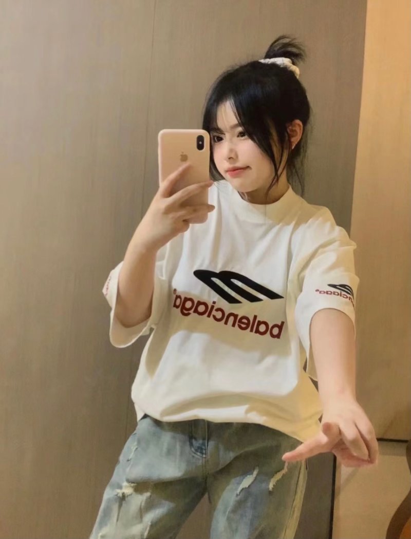 Balenciaga Logo Cream Short Sleeve T-Shirt