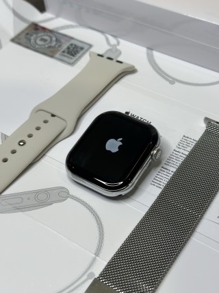Apple Watch Series 10 46mm Titanium Silver UA Replica view 1