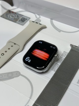Apple Watch Series 10 46mm Titanium Silver UA Replica view 3