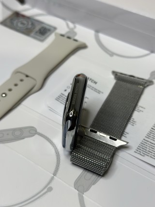 Apple Watch Series 10 46mm Titanium Silver UA Replica view 5