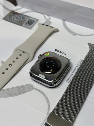 Apple Watch Series 10 46mm Titanium Silver UA Replica view 6