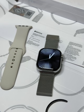 Apple Watch Series 10 46mm Titanium Silver UA Replica view 8