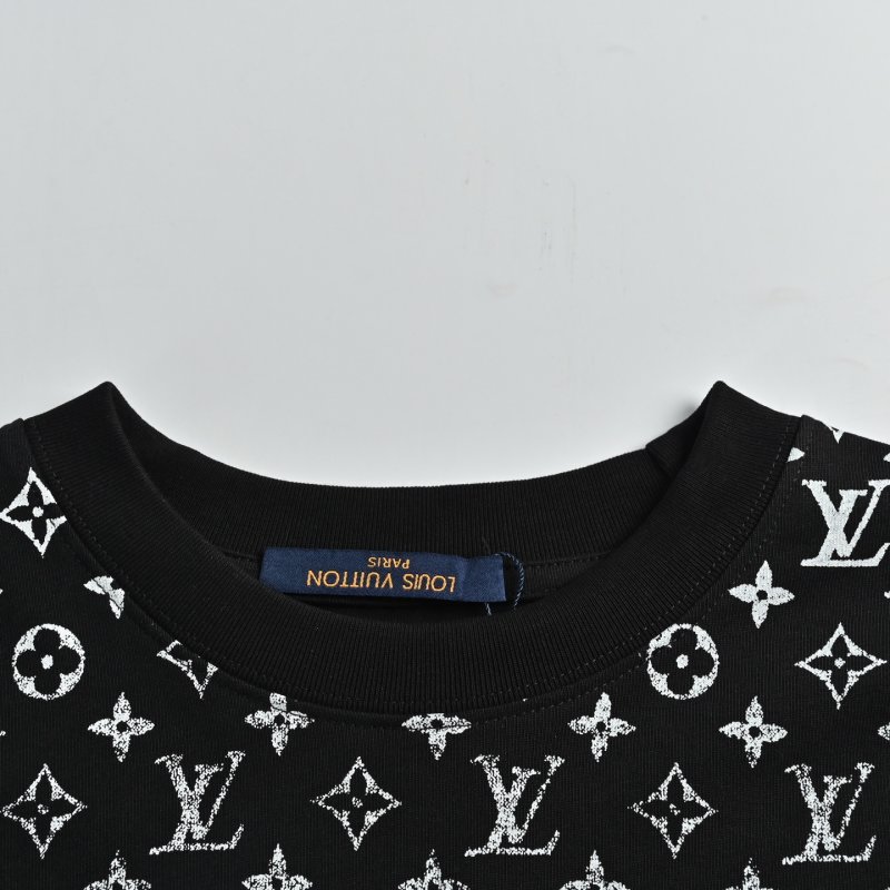 Louis Vuitton Monogram Gradient Black T-Shirt view